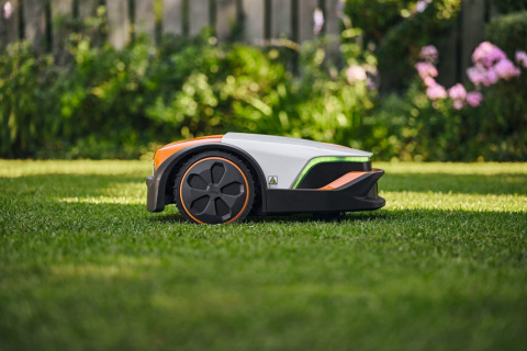 Robot koszący STIHL iMOW 5 Robot koszący STIHL iMOW 5